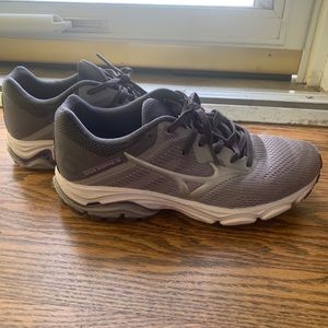 Women’s Mizuno Wave Inspire 16
